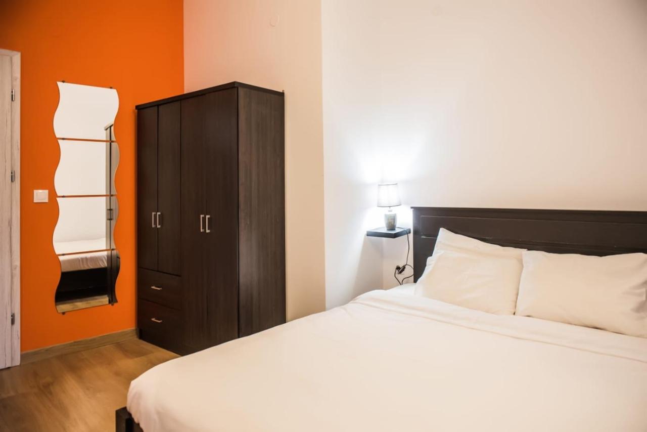 Orange Geranium Apartment Thessaloniki Exterior photo